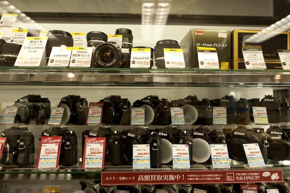 Nikon Film Cameras and Lenses (2F)