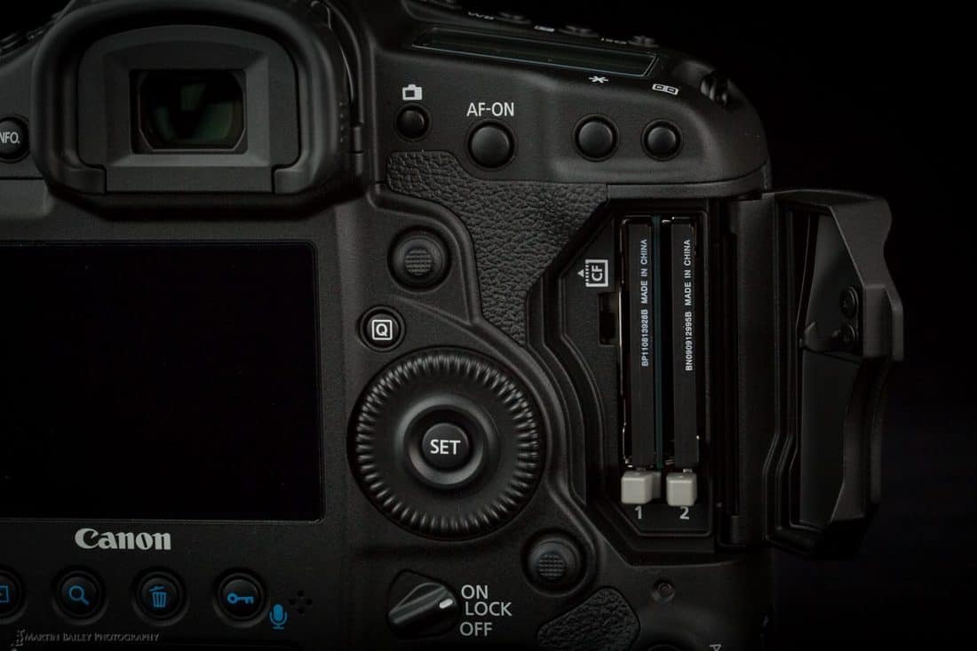 Canon EOS 1D X - Two CF Card Slots
