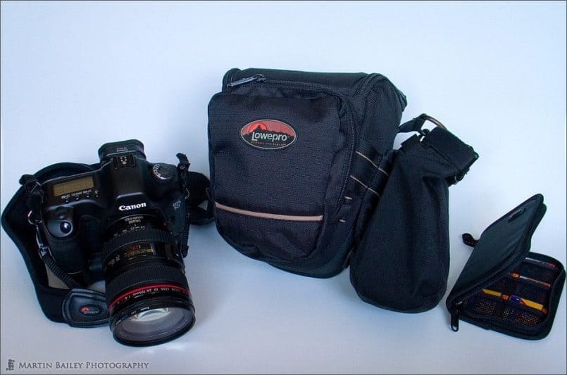 Lowepro Toploader 65AW with Snap Top Pouch