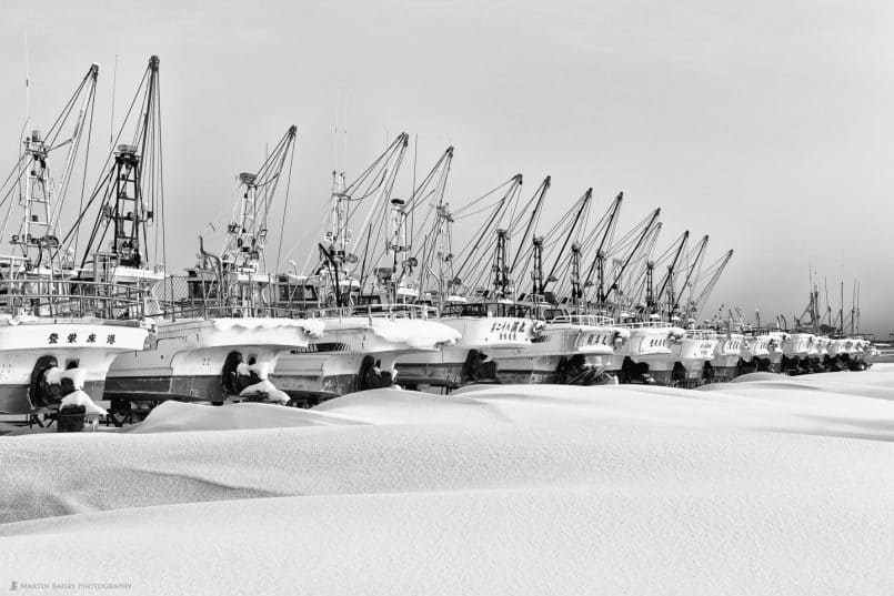 Fishing Boats with Snow "Fuumon" Wind Patterns