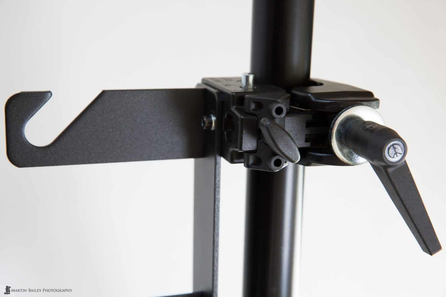 Manfrotto 044 Background Holder Hook and Super Clamp