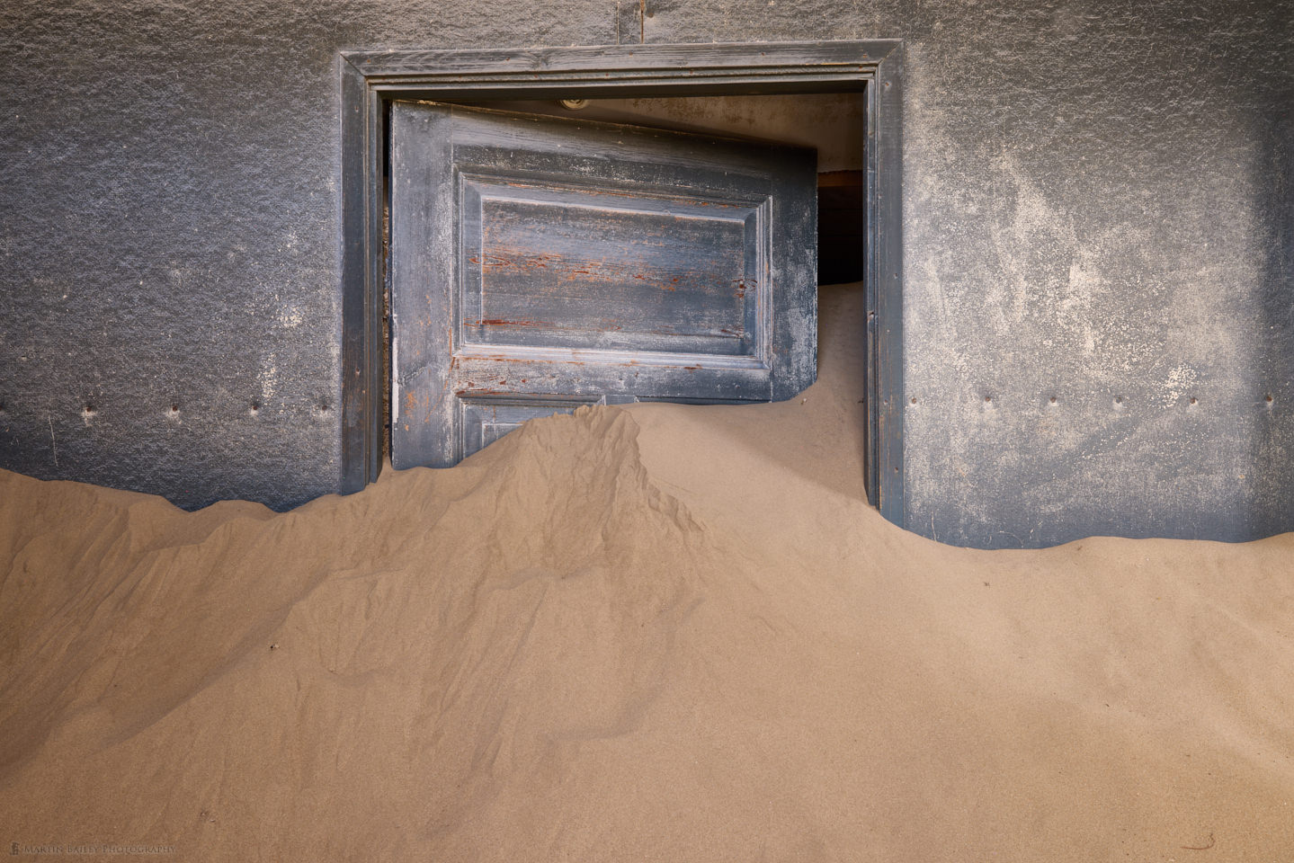 Kolmanskop Sand Door