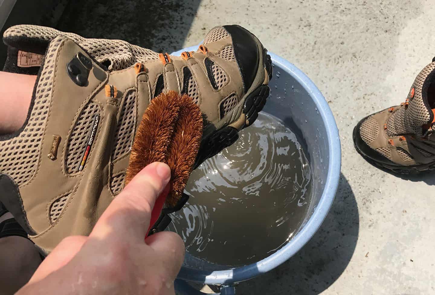 The Boot Cleaning Ceremony (Podcast 586)