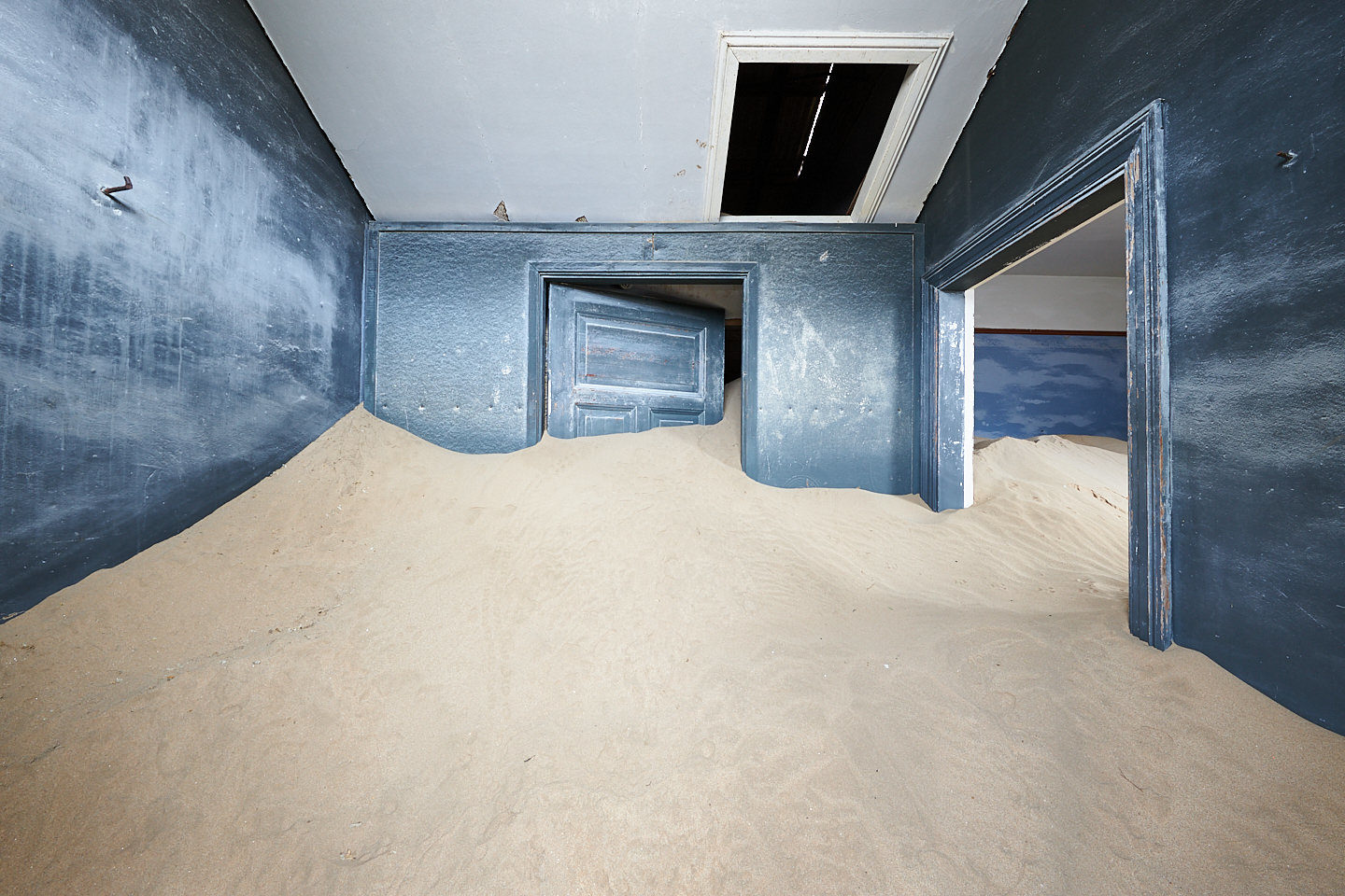 Kolmanskop Blue Sand-Filled Room