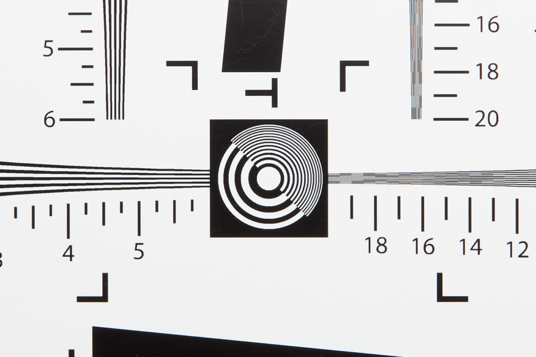 EF24-105mm @ 24mm f/11 Center