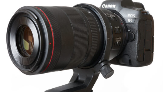 Canon RF100mm F2.8 L Macro IS USM Lens with Collar