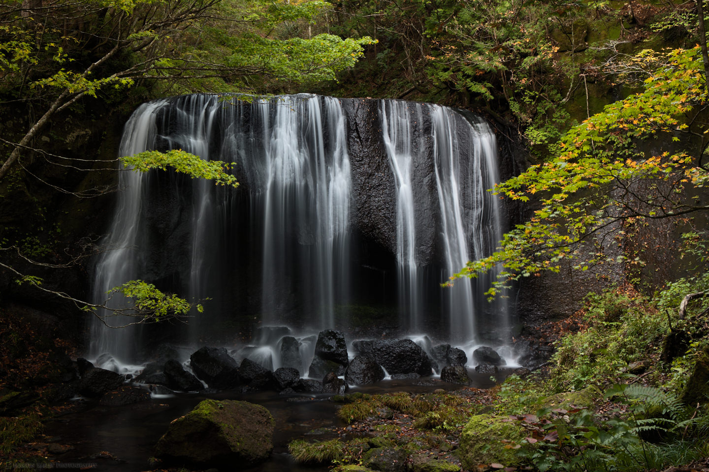 Tatsusawa Falls with a Smidgen of Fall Color